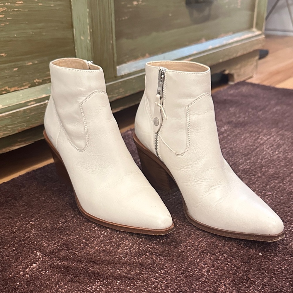Rag & Bone Ivory Leather Ankle Boots